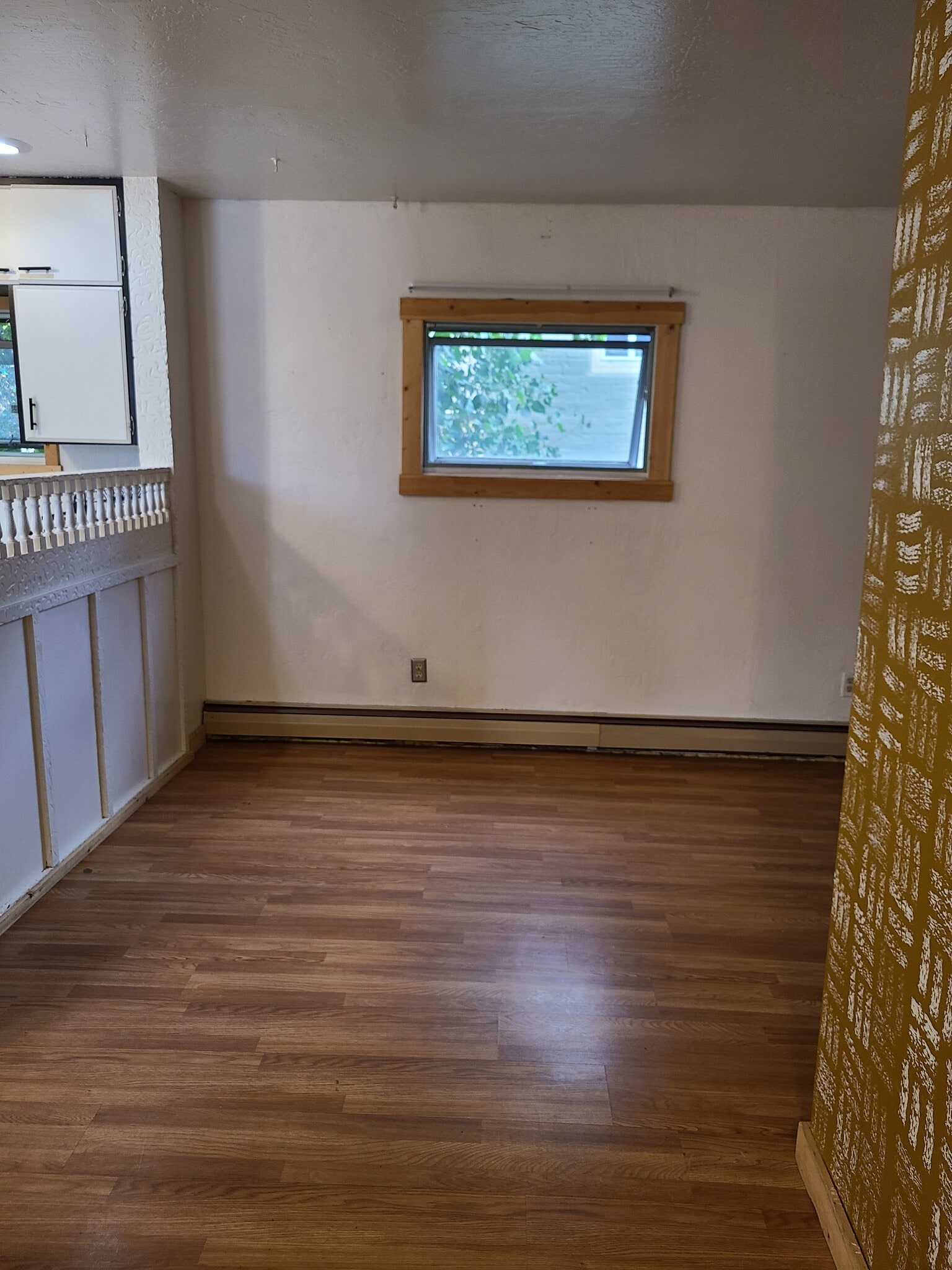 Building Photo - 500 1/2 Defoe St