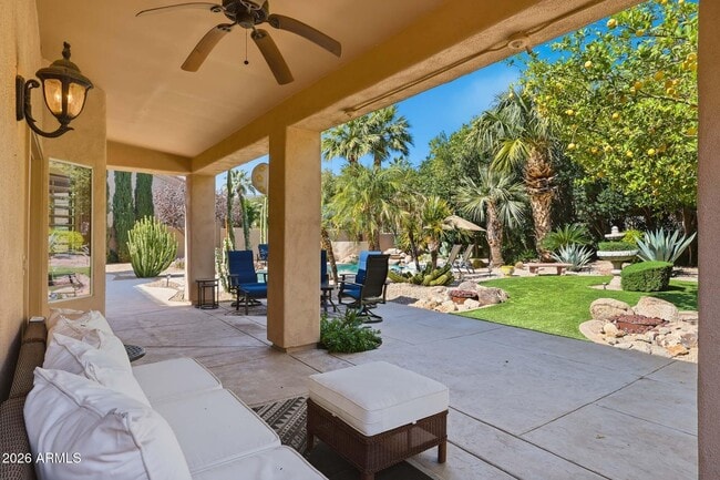 Building Photo - 7642 E Hartford Dr