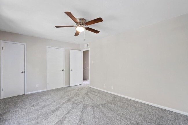 Building Photo - 1813 Woodland Ave