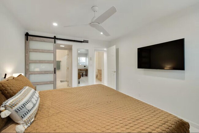 Building Photo - 4917 N 73rd St