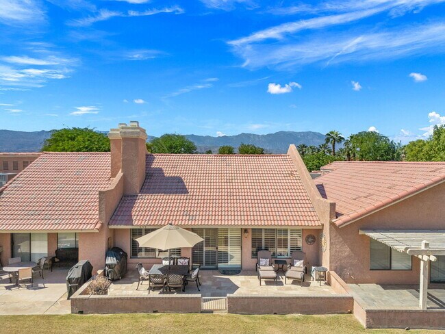 Building Photo - 42654 Sand Dune Dr