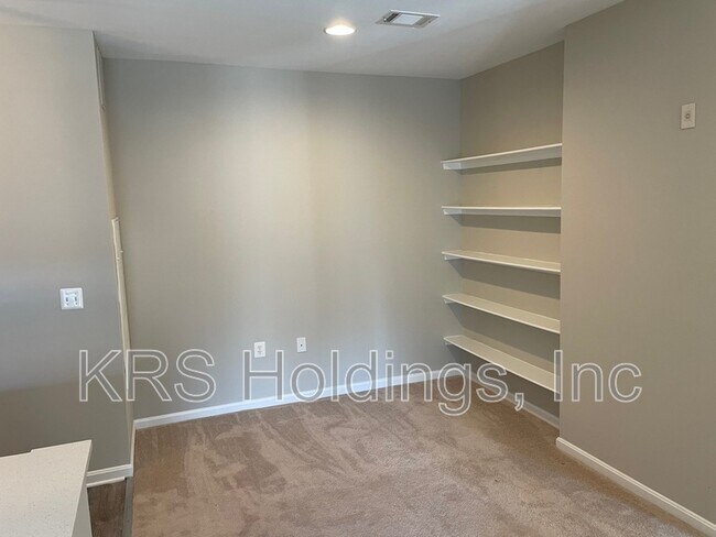 Building Photo - 11399 Aristotle Dr
