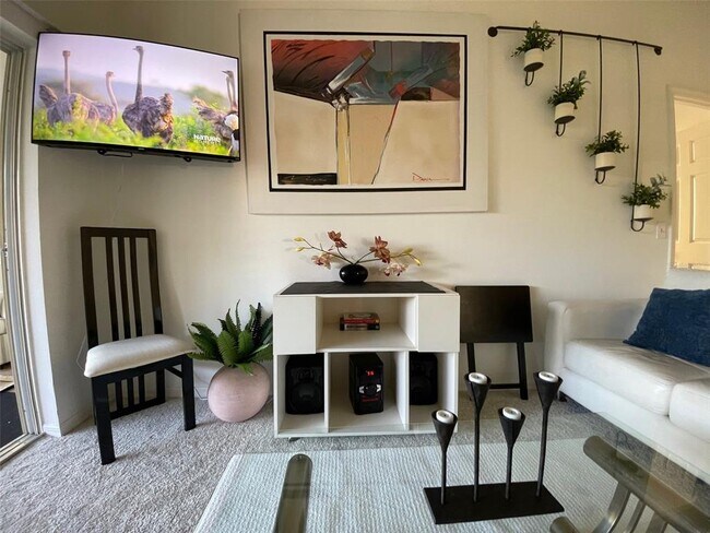 Building Photo - 6101 34th St W