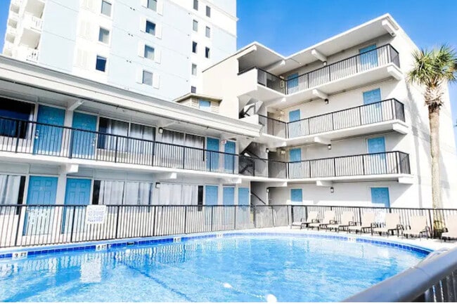Building Photo - 2711 S Ocean Blvd