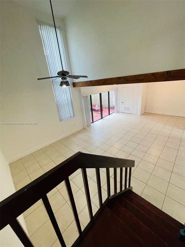 Building Photo - 1107 San Remo Cir