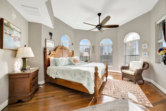 Building Photo - 28 Michiana Dr