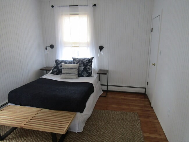 Building Photo - 48 Beach Ave