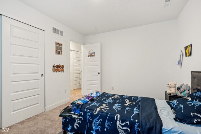 Building Photo - 4544 Nokes Pl