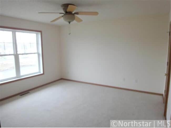 Building Photo - 5066 Fountain Lane N