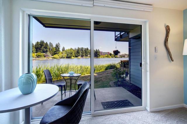 Building Photo - 1 bedroom in Seattle WA 98133