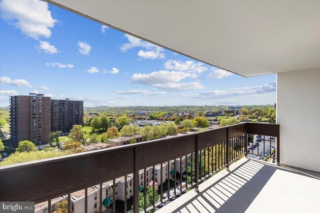 Building Photo - 5300 Holmes Run Pkwy