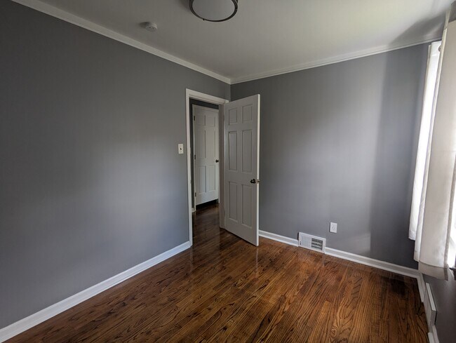 Main Floor Bedroom 1 - 18407 Lennane