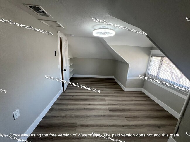 Building Photo - Nice Home For Rent