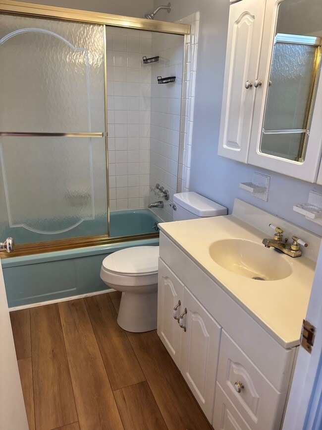 Building Photo - 1305 Abbeywood Rd