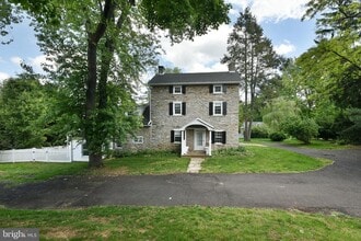 Building Photo - 966 Paige Ct