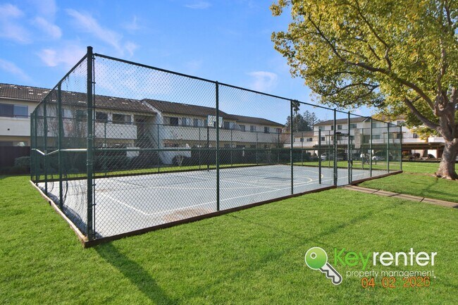 Building Photo - Welcome to Valley Crest Condos!