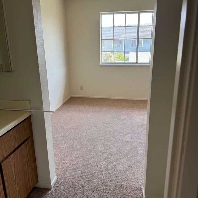 Building Photo - Stonegate living