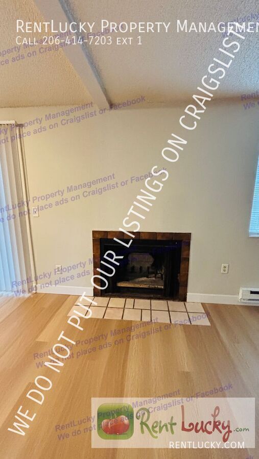 Building Photo - 2824 D Pl SE