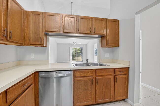 Building Photo - 2300 Germantown Rd