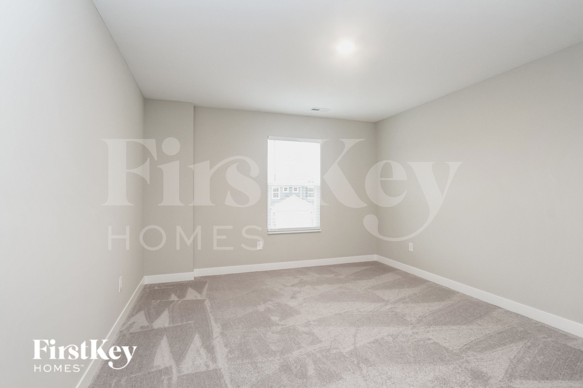 Building Photo - 2335 S Carlota Dr