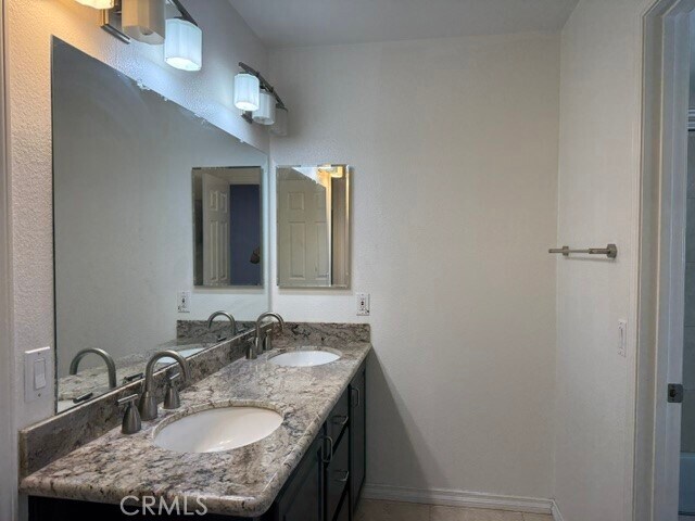 Building Photo - 24 Carver