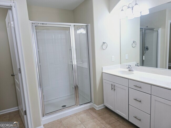 Building Photo - 249 Durham Park Way