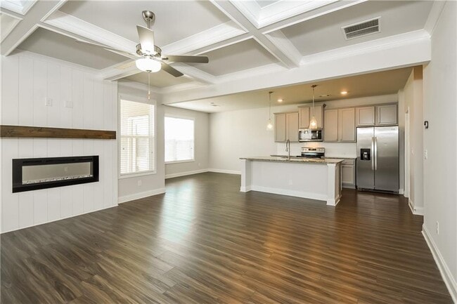 Building Photo - 5379 Fox Den Rd