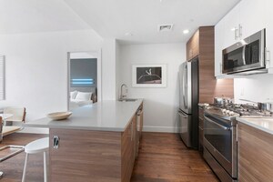 Building Photo - 847 Lexington Ave