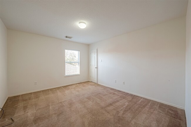 Building Photo - 17210 Double Lilly Dr