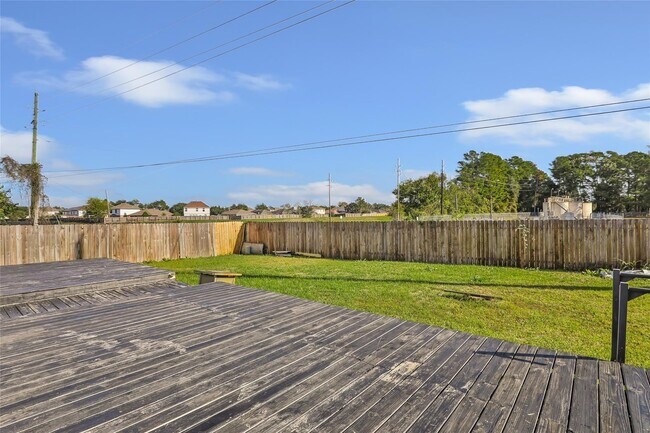 Building Photo - 18042 Noble Forest Dr