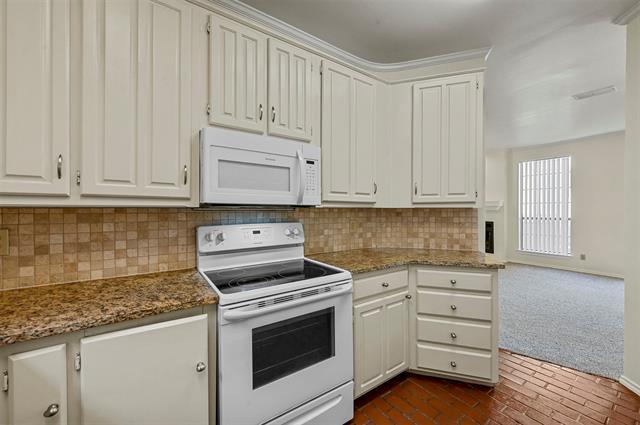 Building Photo - 4141 Hyer St