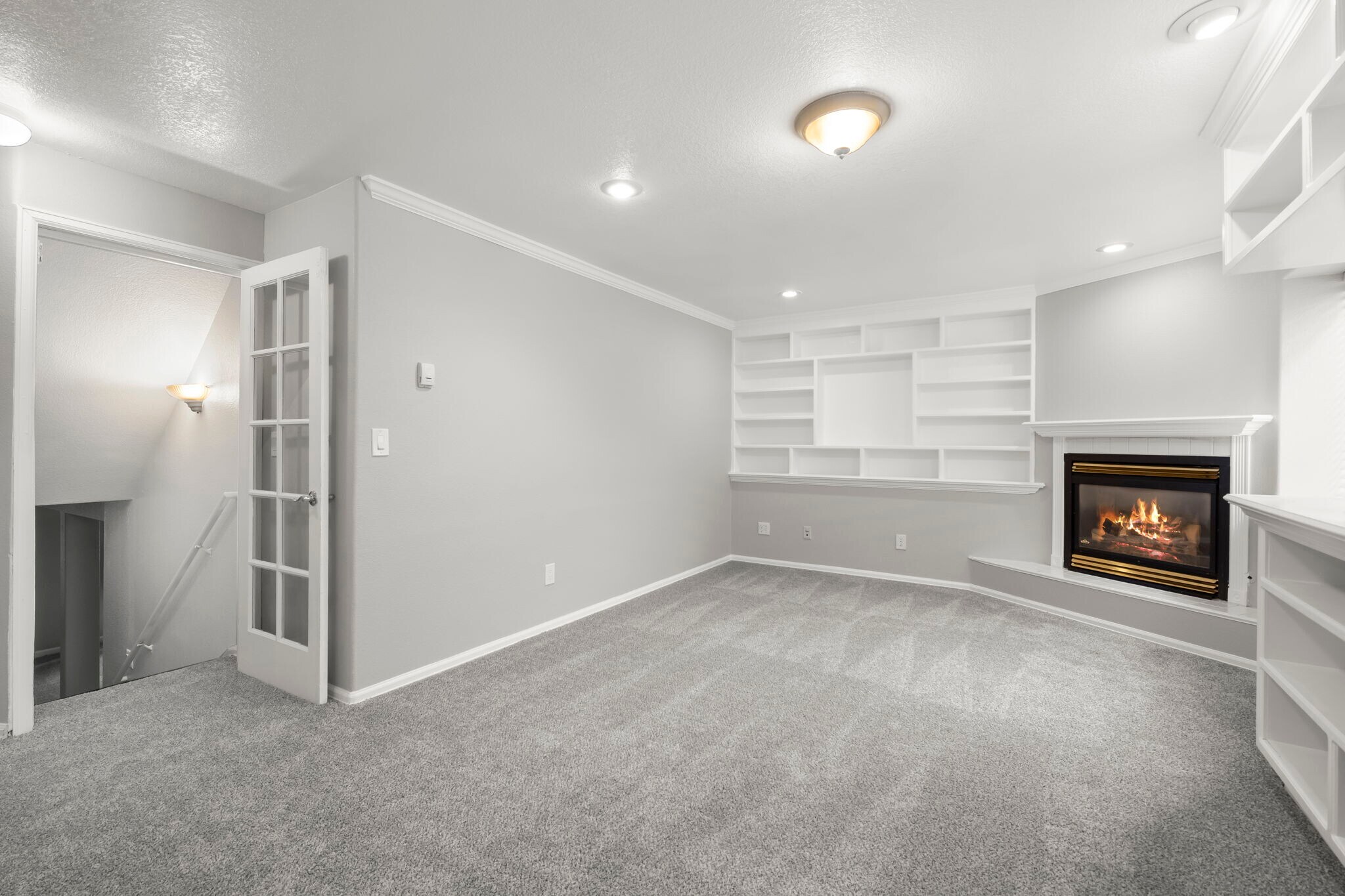 Building Photo - 12596 Elm Ln