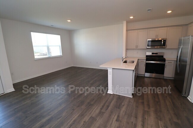 Building Photo - 360 Freestall Dr