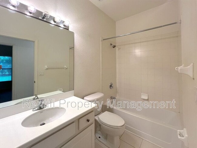 Building Photo - 9240 Gladiolus Preserve Cir