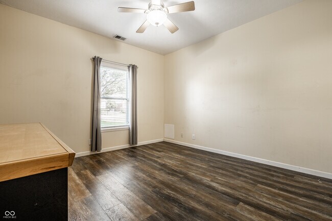 Building Photo - 8342 Stark Dr