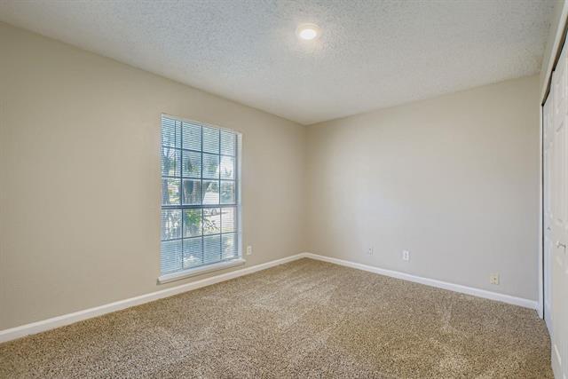 Building Photo - 9117 Fairmont Cir