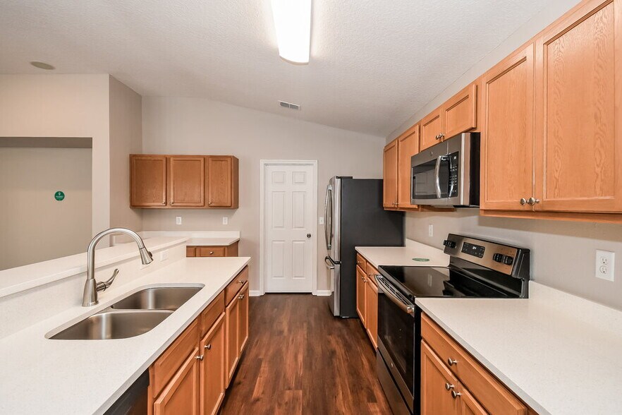 Building Photo - 3871 Marsh Bluff Dr