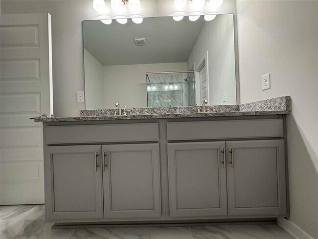 Building Photo - 2530 Harbor Rdg Pass