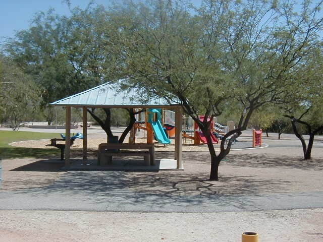 Building Photo - 3 Bedroom on NW side in Linda Vista Estates!