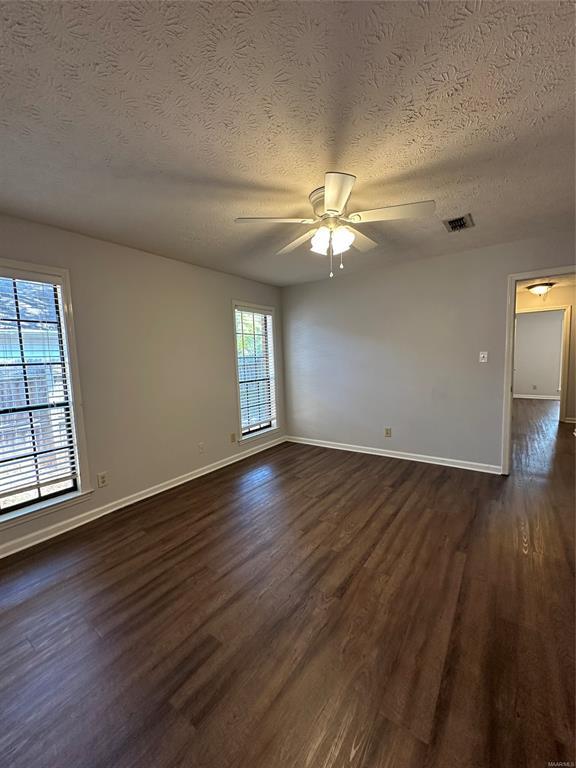 Building Photo - 7204 Brampton Ln