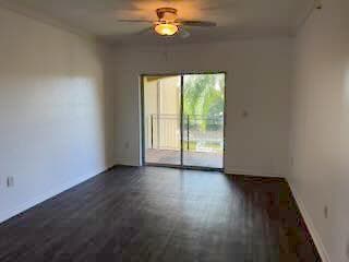 Building Photo - 160 SW 117th Terrace