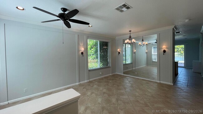 Building Photo - 4857 Victoria Cir
