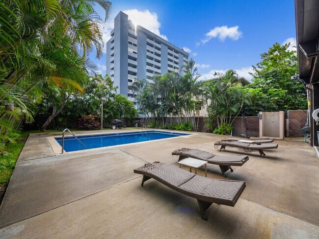 Building Photo - 775 Kinalau Pl