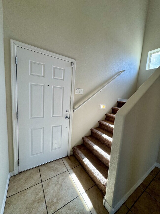 Building Photo - Move in Special 1/2 off first full month's...