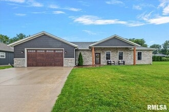 Building Photo - 55 Durbin Ter