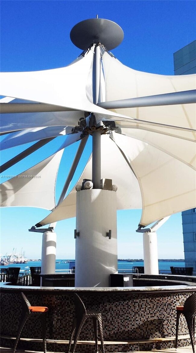 Building Photo - 253 NE 2nd St