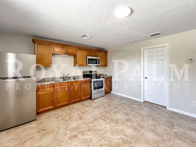 Building Photo - Coastal Comfort Meets Everyday Living – 1BR Home in Bokeelia – Sweet Lease Special – ONE MONTH FR...