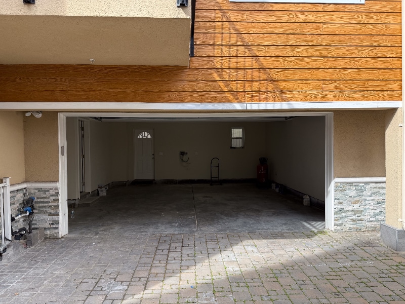 Building Photo - 938 Kearney St