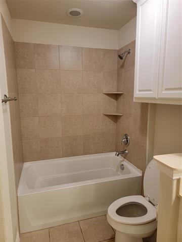 Building Photo - 4667A Rhett Ln