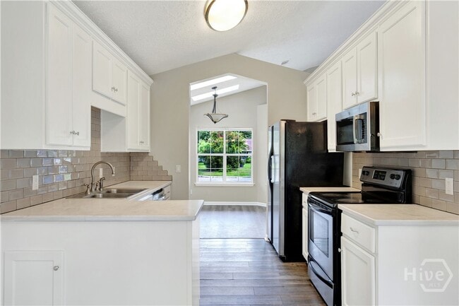 Building Photo - 900 Osprey Dr